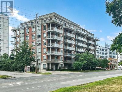 777 STEELES AVENUE WEST, Toronto (newtonbrook West), Ontario M2R 3Y4, Canadá