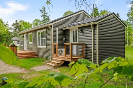 7 DAYLILY LANE, Lake Charlotte, Nova Scotia B0J 1L0, Canada