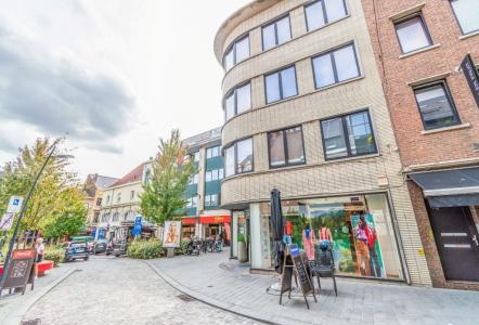 Ninoofsesteenweg 1, Halle, 比利时