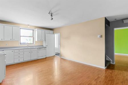 48-50  Rue St-Alexis, Saint-Chrysostome, Quebec J0S 1R0, Canadá