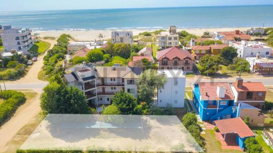 Corso Florida 104, Ostende, Buenos Aires Costa Atlántica 00001, Argentina