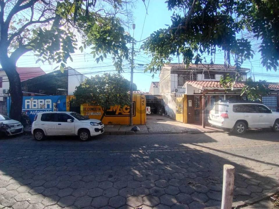 calle guillermo rivero , Norte, Santa Cruz 00001, 玻利维亚