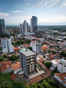 Calle Bernardo Cadario, entre Landívar y 4to anillo , Equipetrol, Santa Cruz 00001, 玻利維亞