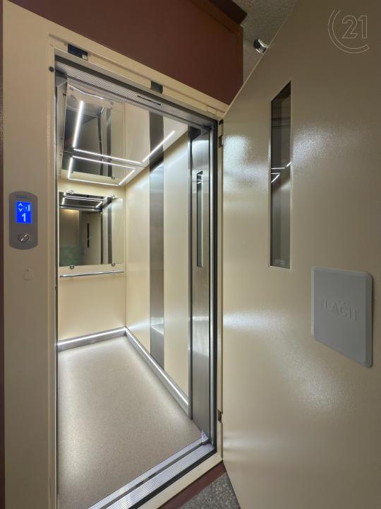 11, Dukelských bojovníků, Znojmo, Znojmo 67181, الجمهورية التشيكية 