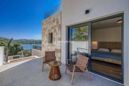 Mali Iž, Zadar-okolica, Zadarska Županija 23284, Slovenia