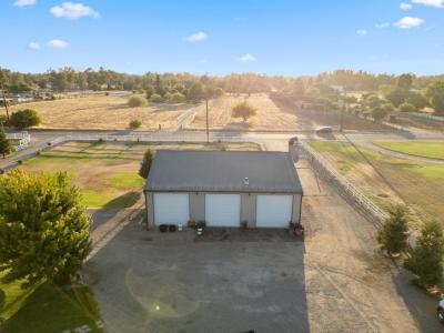 5588 Mccall Avenue N, Clovis, カリフォルニア 93619, アメリカ合衆国