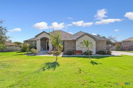 1066 Vista Drive, Salado, Texas 76571, USA