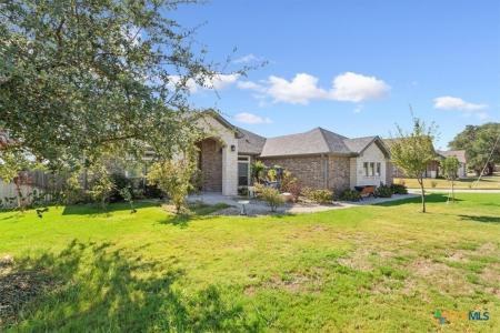 1066 Vista Drive, Salado, Texas 76571
