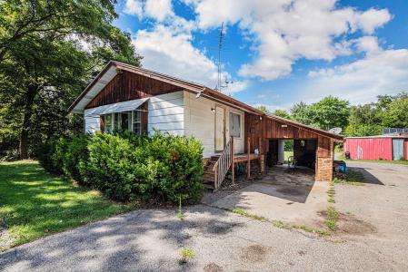 29460 M-62, Dowagiac, Michigan 49047, USA