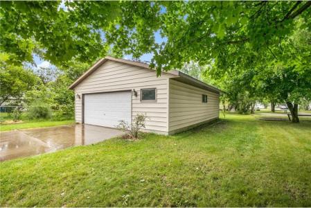 110 E Ash Street, Saint Joseph, מינסוטה 56374, ארצות הברית של אמריקה