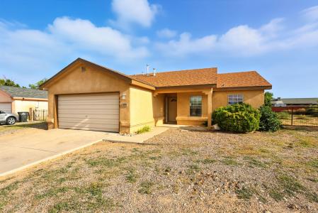 49 Milton Loop, Los Lunas, 新墨西哥州 87031, 美國