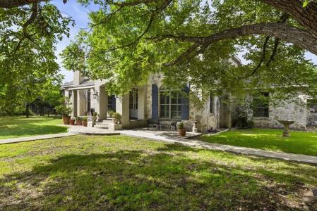 3965 E Hwy 27, Kerrville, Texas 78028, HOA KỲ