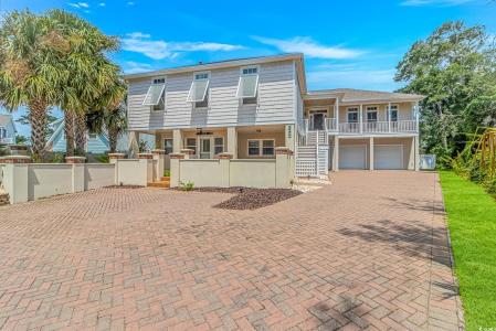 220 Starcrest Circle, North Myrtle Beach, SC 29582, USA