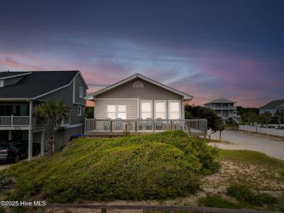 930 E Beach Drive, Oak Island, 北卡罗来纳州 28465, 美国
