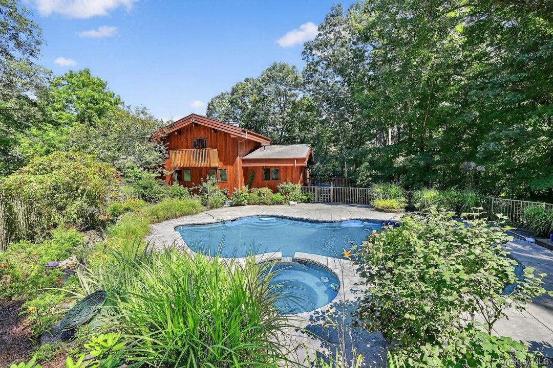 23 Renies Road, Monroe, New York 10918