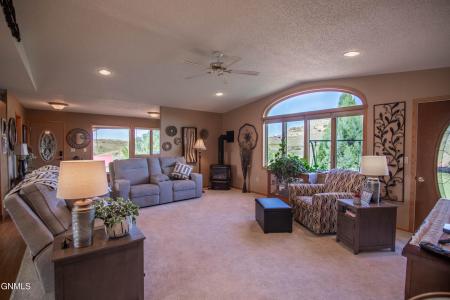 3535 East River Road, Medora, Dakota Du Nord 58645, États-Unis