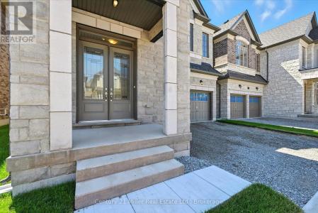 3250 MILLICENT AVENUE, Oakville (go Glenorchy), 安大略省 L6H 0V8, 加拿大