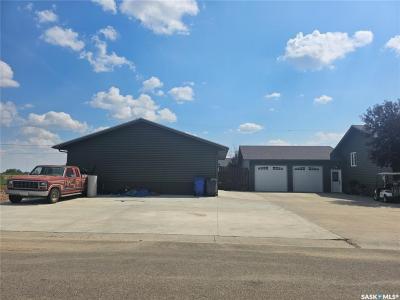 406 FIRST AVENUE E, Lampman, 萨斯喀彻温省 S0C 1N0, 加拿大