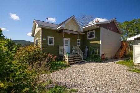 1205 Ch. Russell, Dunham, Quebec J0E 1M0, Canada