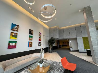 385  Rue St-Martin, Montréal (Le Sud-Ouest), Quebec H3C 0R6, Canada