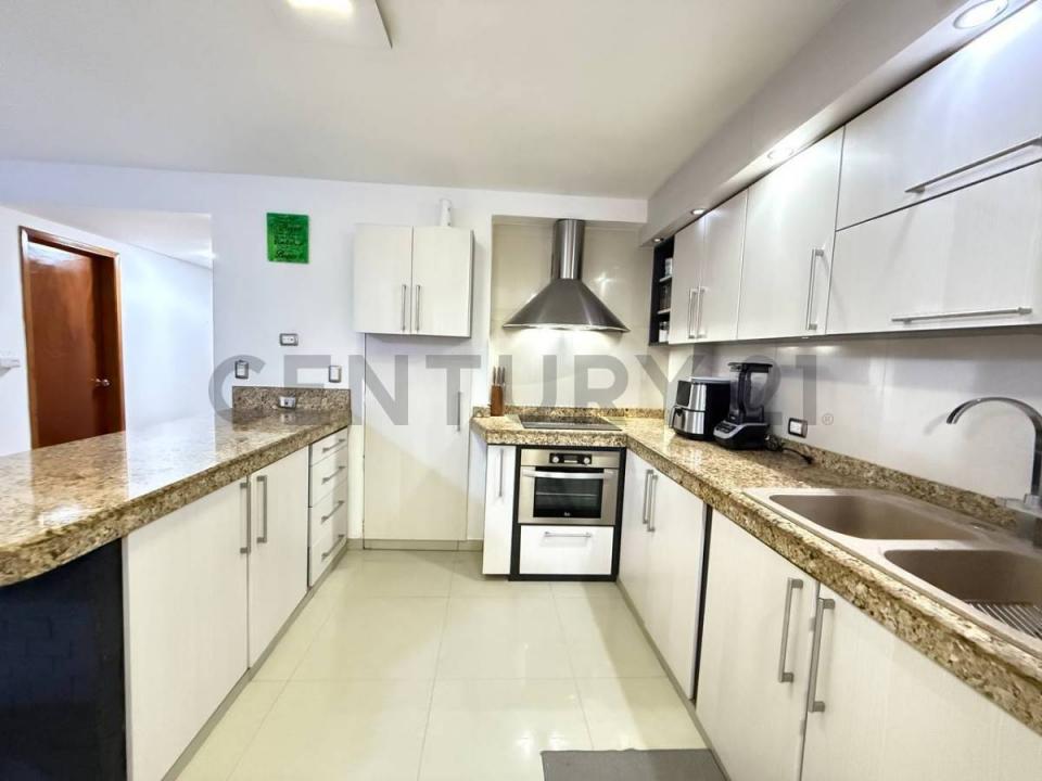 Puerto la Cruz Miramar plaza, Puerto La Cruz, Anzoategui 00001, Venezuela