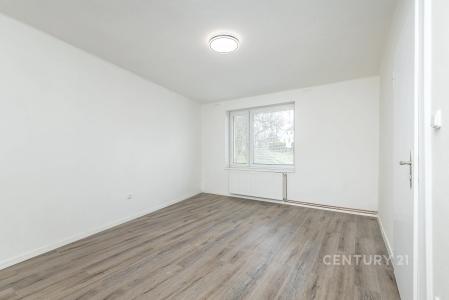 165/2, nám. Václavské, Čistá, Rakovník 27034, Czech Republic