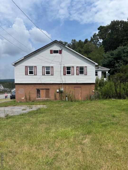 2770 WILLIAM PENN AVE., Johnstown, Pennsylvania 15909, Stati Uniti