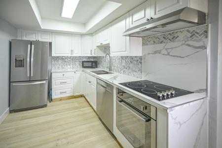 1775 Washington Ave #5A, Miami Beach, Floryda 33139, USA