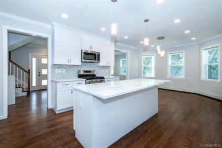 17 Field Ave, New Rochelle, ניו יורק 10805, ארצות הברית של אמריקה 