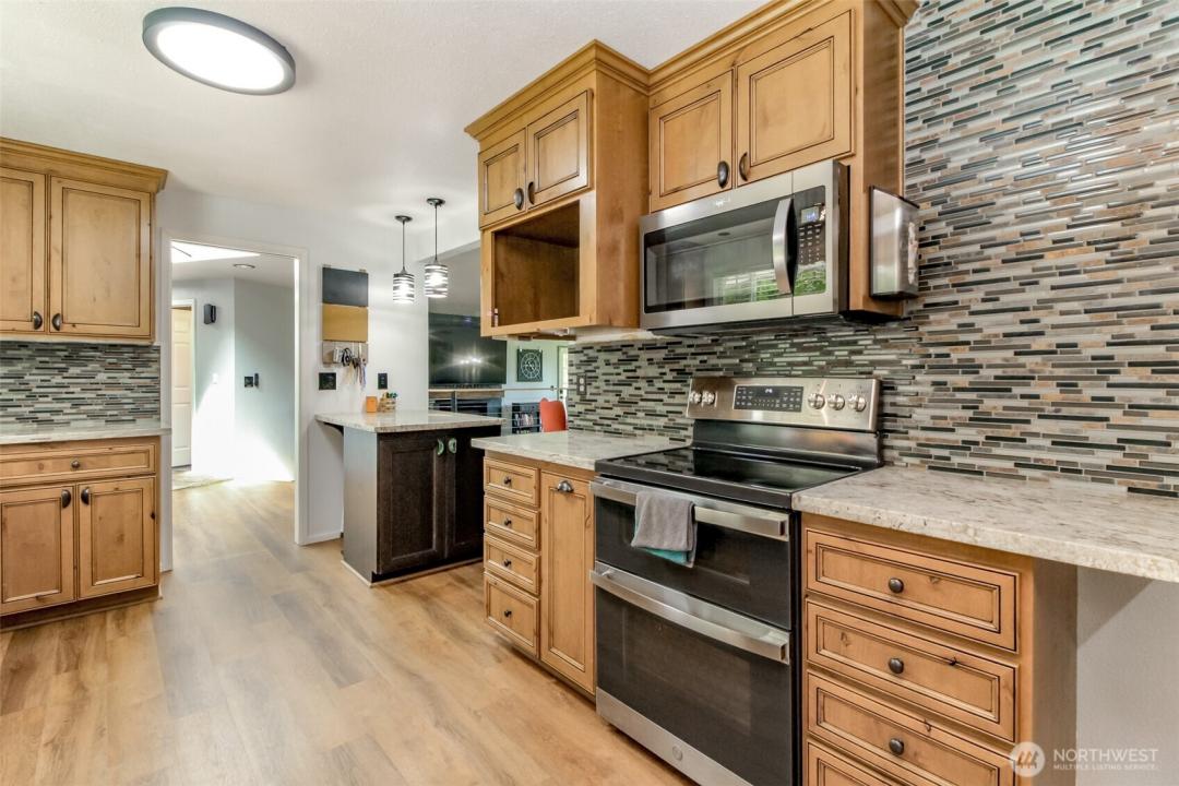 16302 216th Street, Graham, Washington 98338, USA