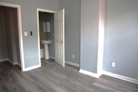 2011 Hollins ST, Baltimore, 马里兰州 21223, 美国