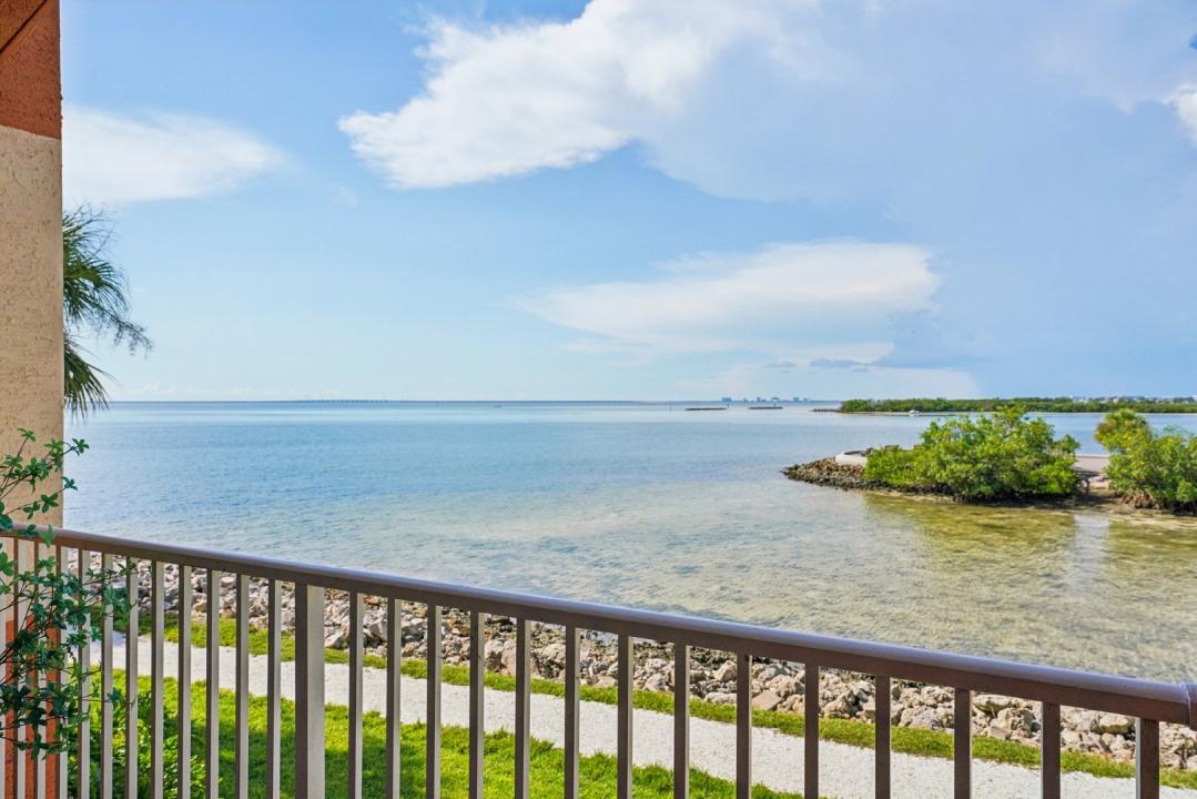 5000 Culbreath Key Way # 9-122, Tampa, Florida 33611