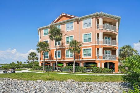 5000 Culbreath Key Way # 9-122, Tampa, Florida 33611