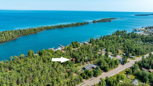 1092 Bernard, Copper Harbor, Michigan 49918, Stati Uniti