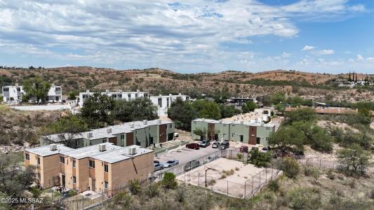 N Siqueiros Street 1, Nogales, Arizona 85621