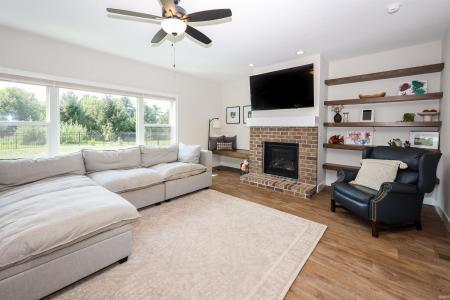 17043 Hillsong Lane, Huntertown, Indiana 46748, USA