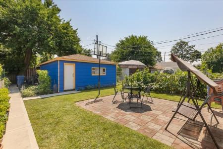 2643 W Pratt Avenue, Chicago, Illinois 60645