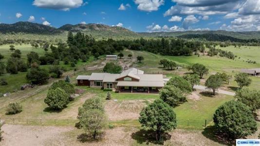 56 Elks Trail, Mimbres, Nouveau-Mexique 88049, États-Unis