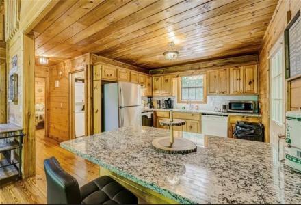 9947 Doublehead Gap Road, Blue Ridge, Georgia 30513, Estados Unidos