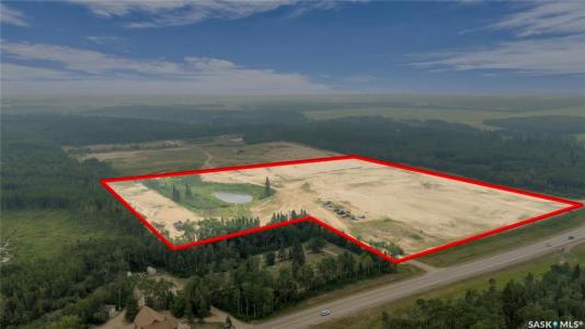 600 MAIN STREET W, Christopher Lake, ססקצ'ואן S0J 0N0, קנדה 