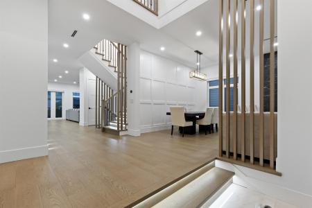 19759 33 AVENUE, Langley, British Columbia V3A 0N9, Canada