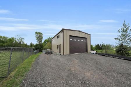 5995 17TH SIDE ROAD, King, Ontario L0G 1T0, Canadá