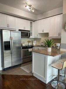 18 HOLMES AVENUE, Toronto, Ontario M2N 0E1, Canada