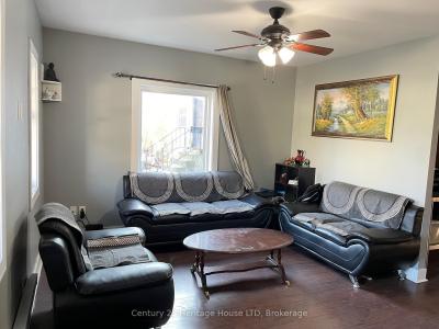 42 FORSYTHE STREET, Fort Erie, Ontario L2A 1X2, Canada