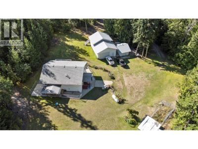 6803 MAGNA BAY DRIVE, Magna Bay, Colúmbia Britânica V0E 1M7, CANADÁ