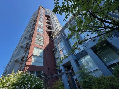 933 SEYMOUR STREET, Vancouver, Columbia Britannica V6B 6L6, Canada