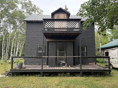 231 CAMPBELL AVENUE WEST, Dauphin, Manitoba R0L 1K0, Canada