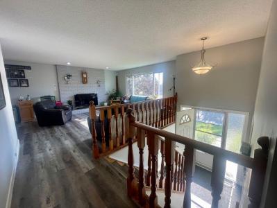 5301 15 AVE, Edson, Alberta T7E 1H2, Canadá