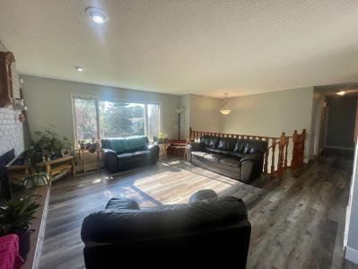 5301 15 AVE, Edson, Alberta T7E 1H2, Canadá