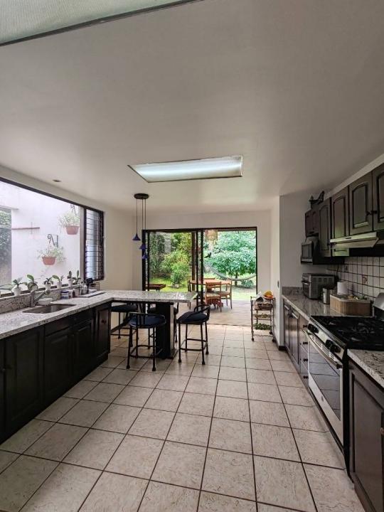 Pozos sur , Pozos Santa Ana, San José 00001, Costa Rica